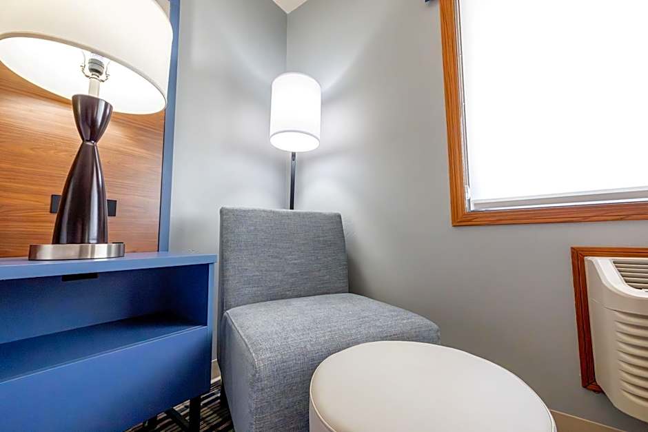 AmericInn by Wyndham Sturgeon Bay
