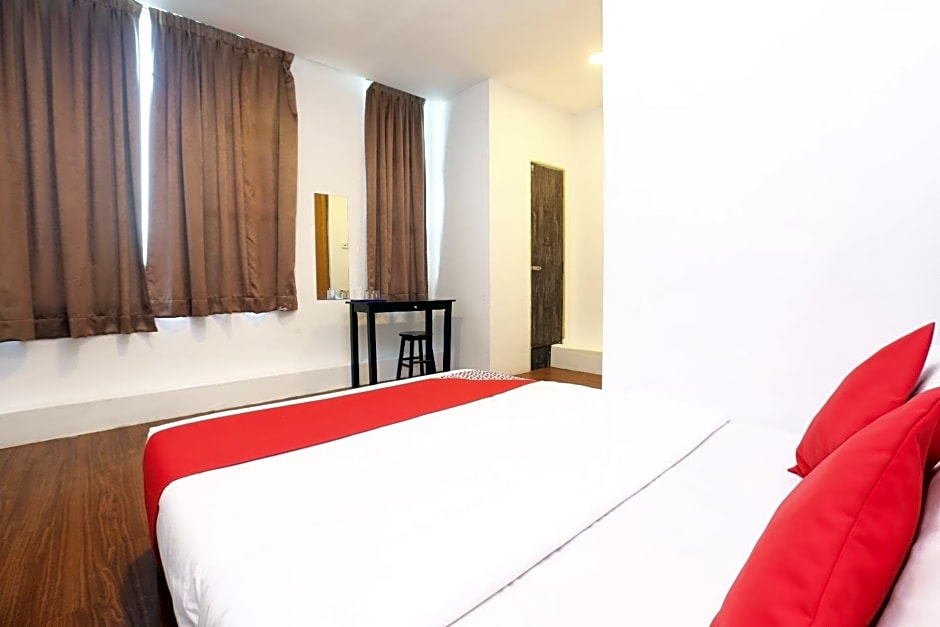 OYO 717 Mr J Hotel Wakaf Che Yeh 2