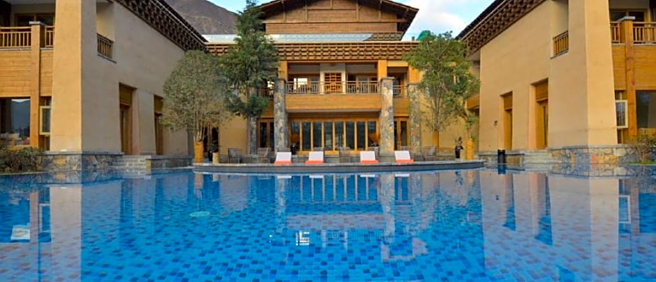 Lux Hotel Deqen Benzilan