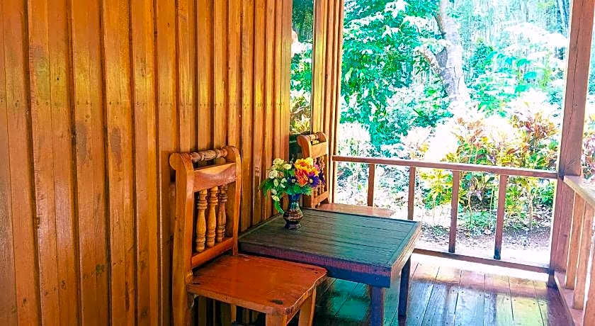 Lanta Maikeaw Bungalow