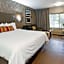 Best Western Plus Cottontree Inn