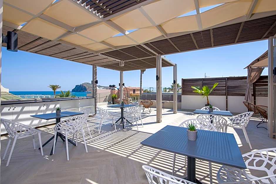 xSuites - Adults Only Boutique Suites with Private Jacuzzi