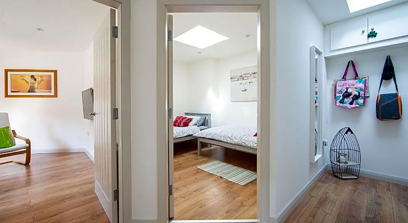 The Anchor Apartments