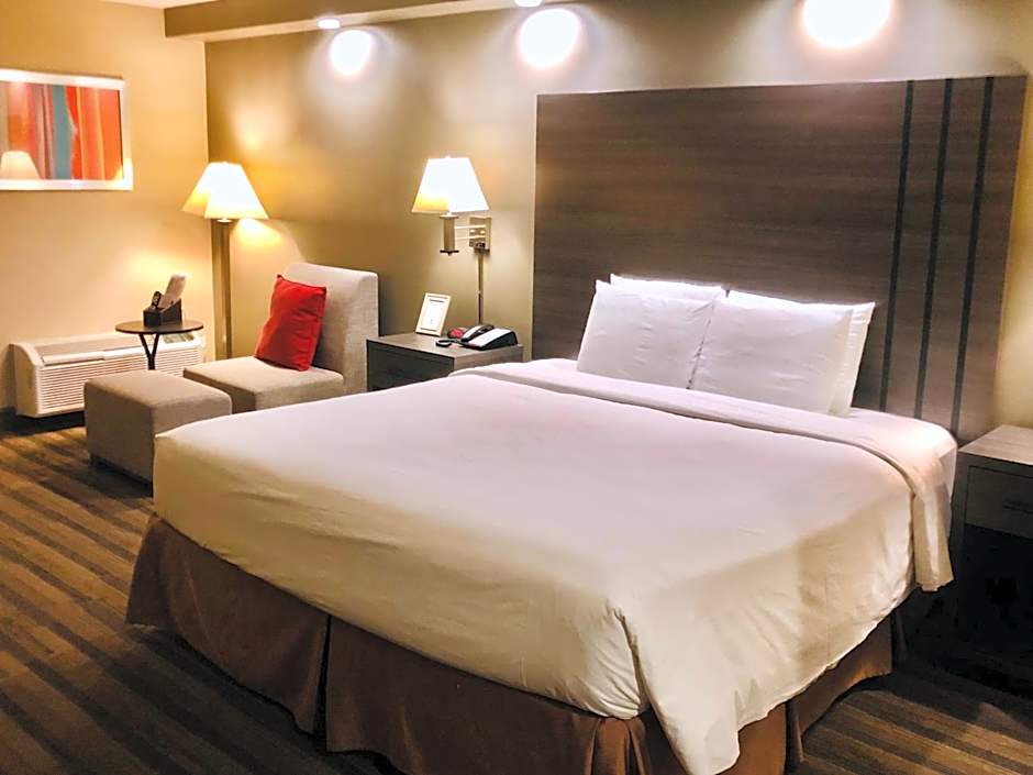 GreenTree Inn & Suites Los Angeles - Alhambra - Pasadena