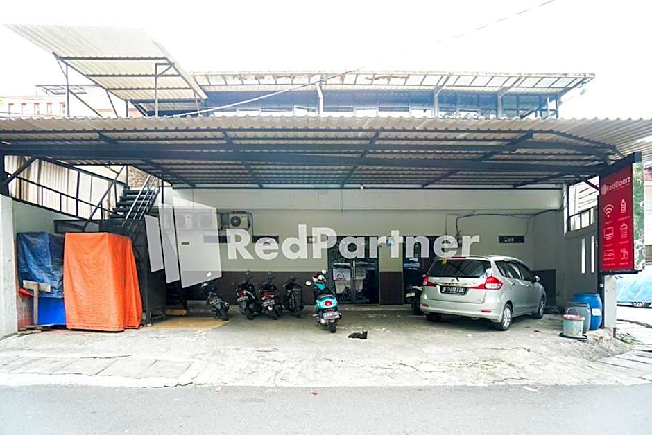 Bright Residence near ITC Mangga Dua Mitra RedDoorz