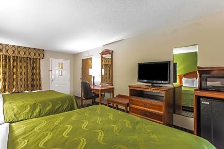 Queen Room with Two Queen Beds - Non-Smoking
