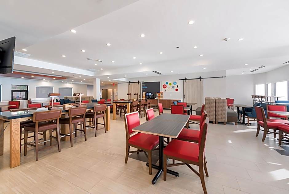 Holiday Inn Express Naperville By IHG