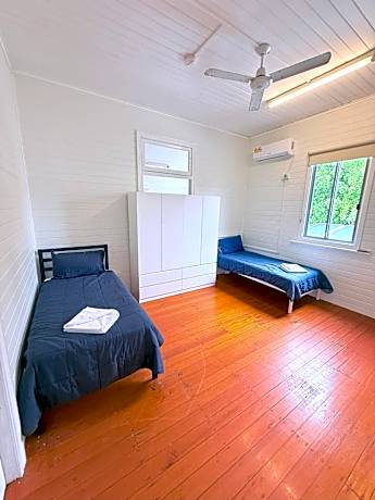 Beach accommodation with Shared facilities