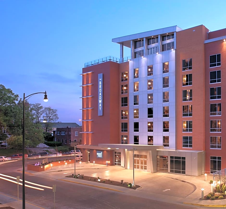 The Broadway Columbia - a DoubleTree by Hilton Hotel