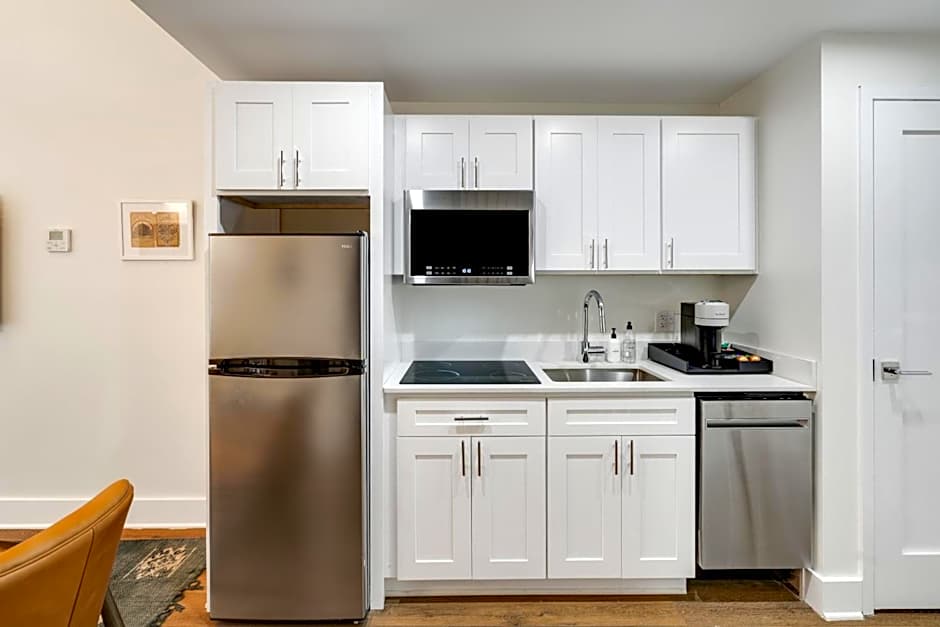 The Ledger Residences by Sosuite - Old City