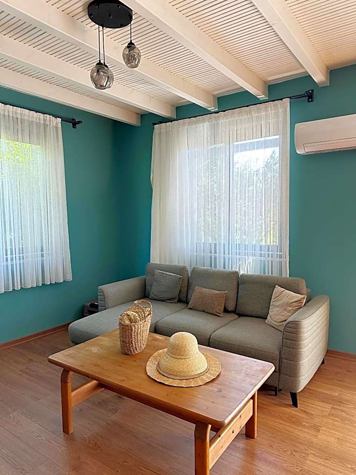 Azur Hotel