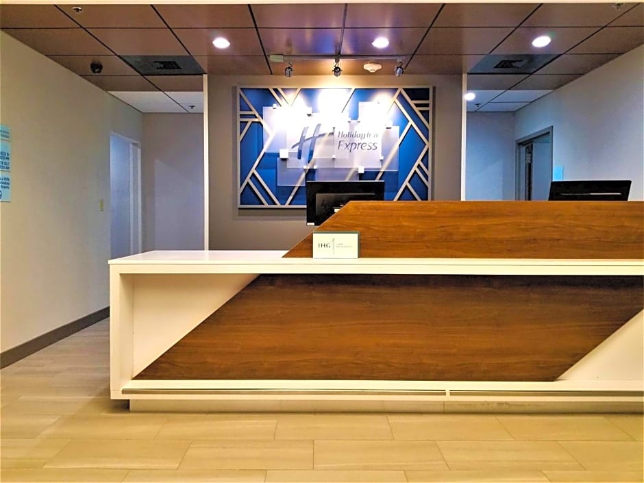 Holiday Inn Express Apex - Raleigh By IHG