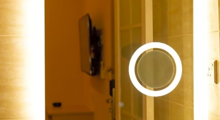 THE CROWN HOTEL @ KLIA 