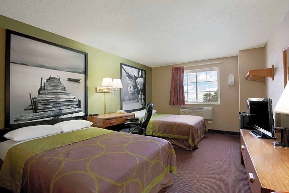 Super 8 by Wyndham Pulaski