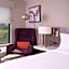 Hilton Garden Inn Atlanta Airport/Millenium Center