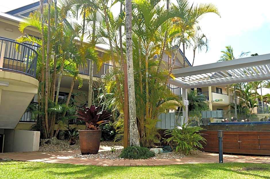 Outrigger Bay Apartments