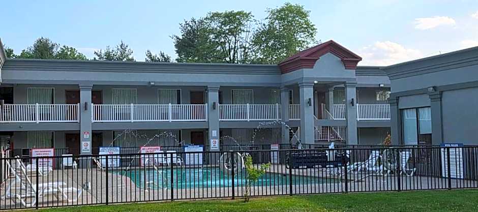 HomeTowne Studios Bordentown - McGuire AFB