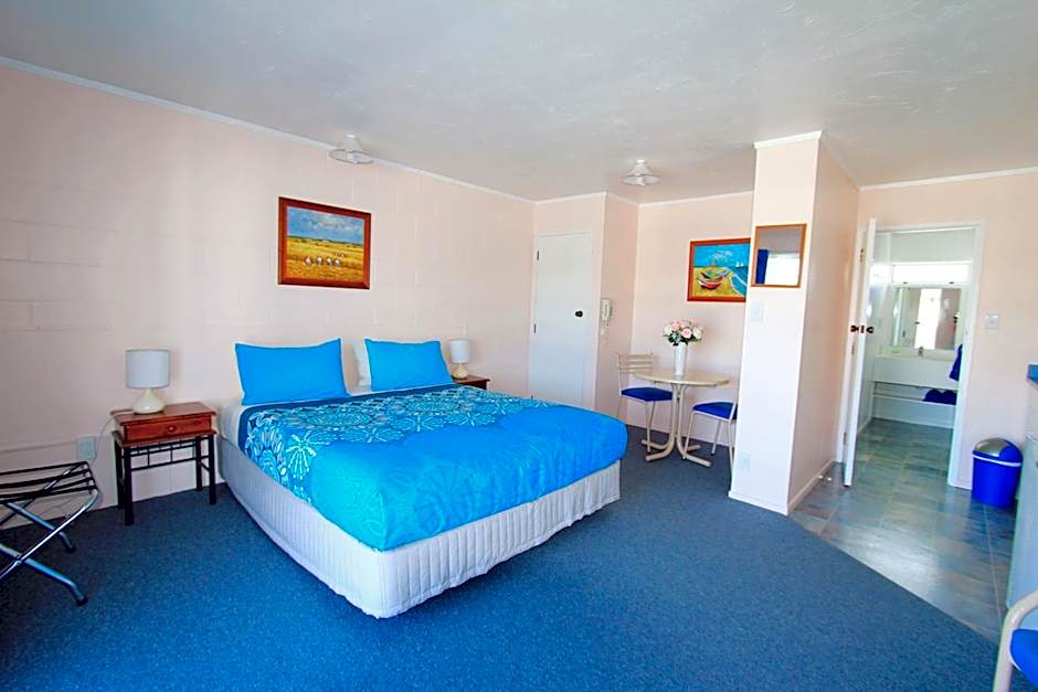 Golden Glow Motel