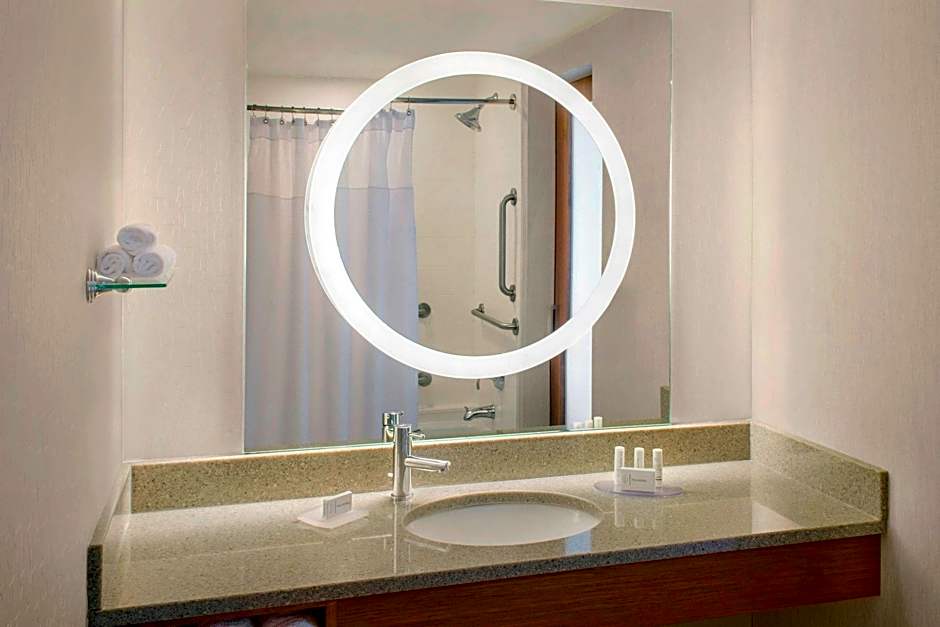 SpringHill Suites by Marriott Long Island Brookhaven