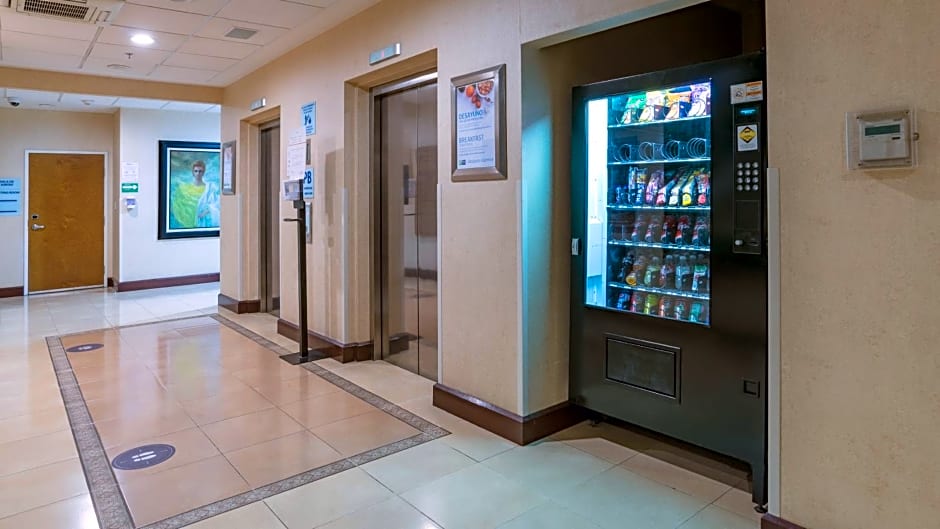 Holiday Inn Express & Suites Cuernavaca By IHG