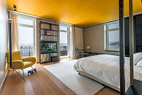 Junior Suite with Terrace
