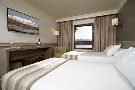 Superior Twin Room with Sea View