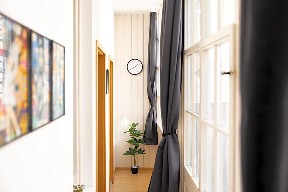 Apartments an der Oper - Innenstadt - Zentral - Küche - Wifi - Powered by Ko-Living