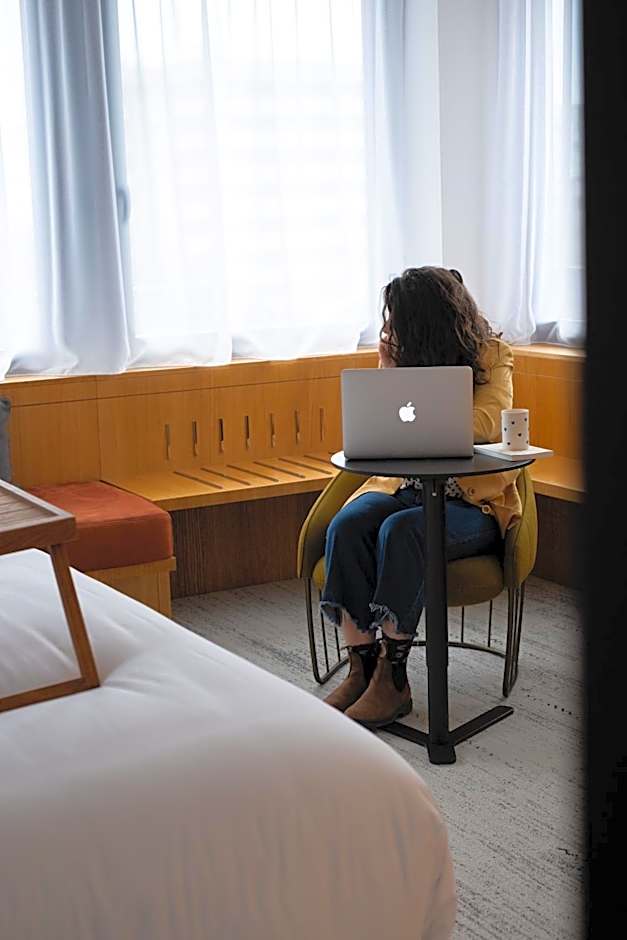 FirstName Bordeaux by Hyatt