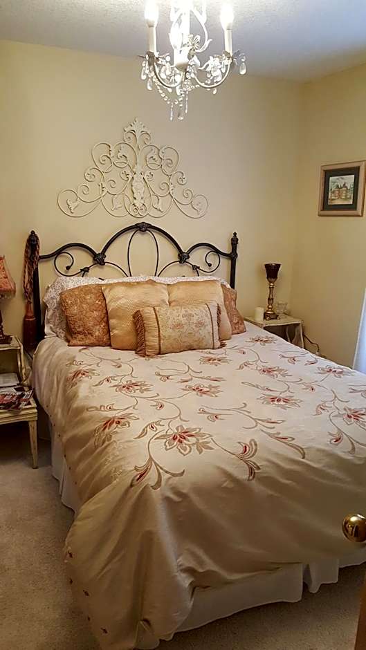 Woodstock Inn Bed & Breakfast