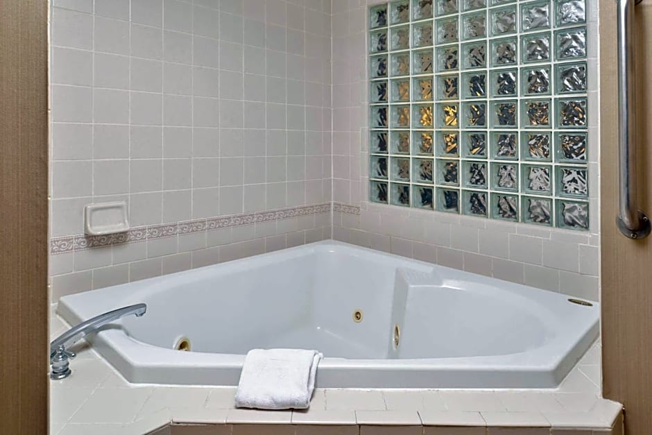 Hampton Inn By Hilton South Hill