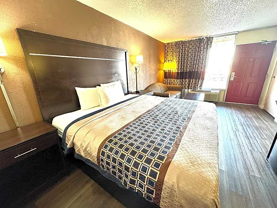 Americas Best Value Inn Tulsa at I-44