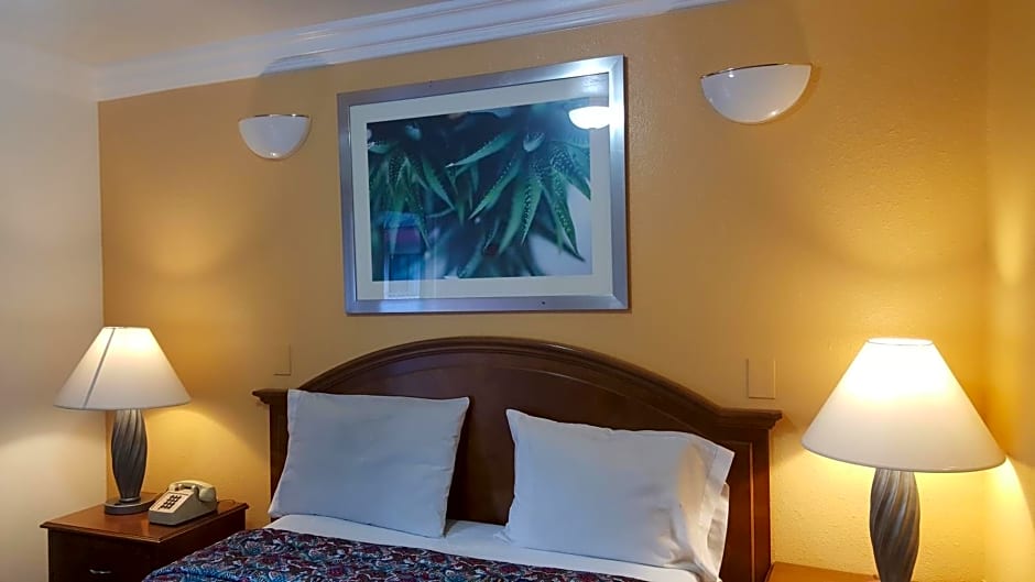 Flamingo Inn Long Beach