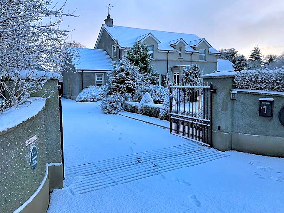 Crowfield Country House