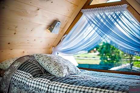 Stachelisko - domki i pokoje