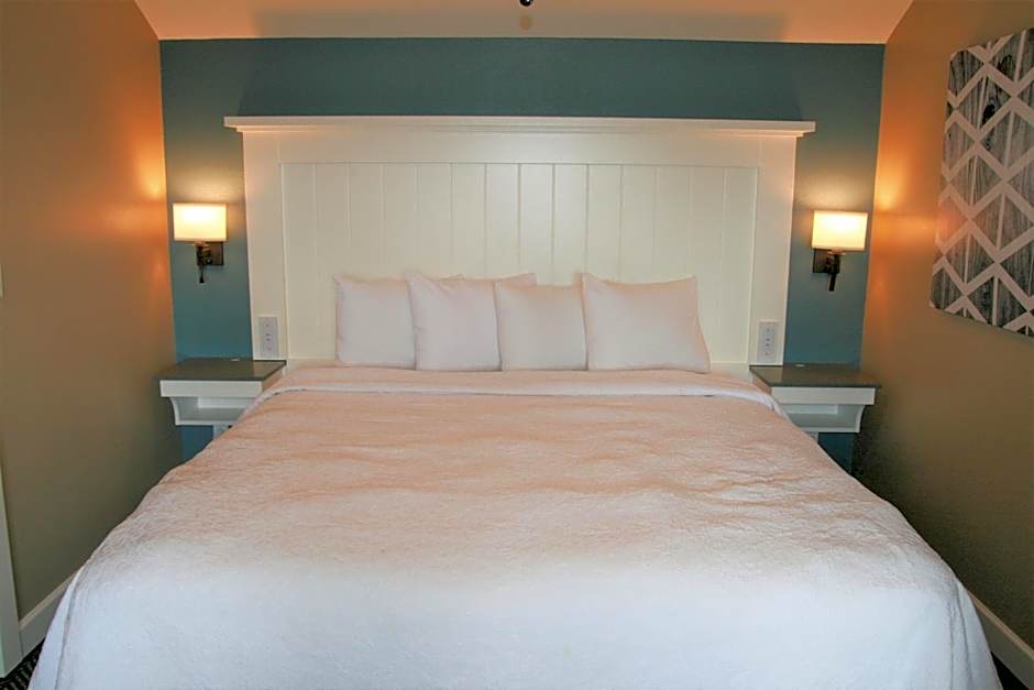 Waterside Suites and Marina