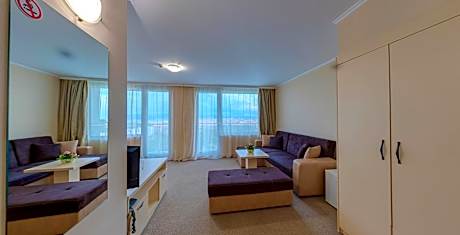 Junior Suite with Balcony (2 Adults + 2 Children)