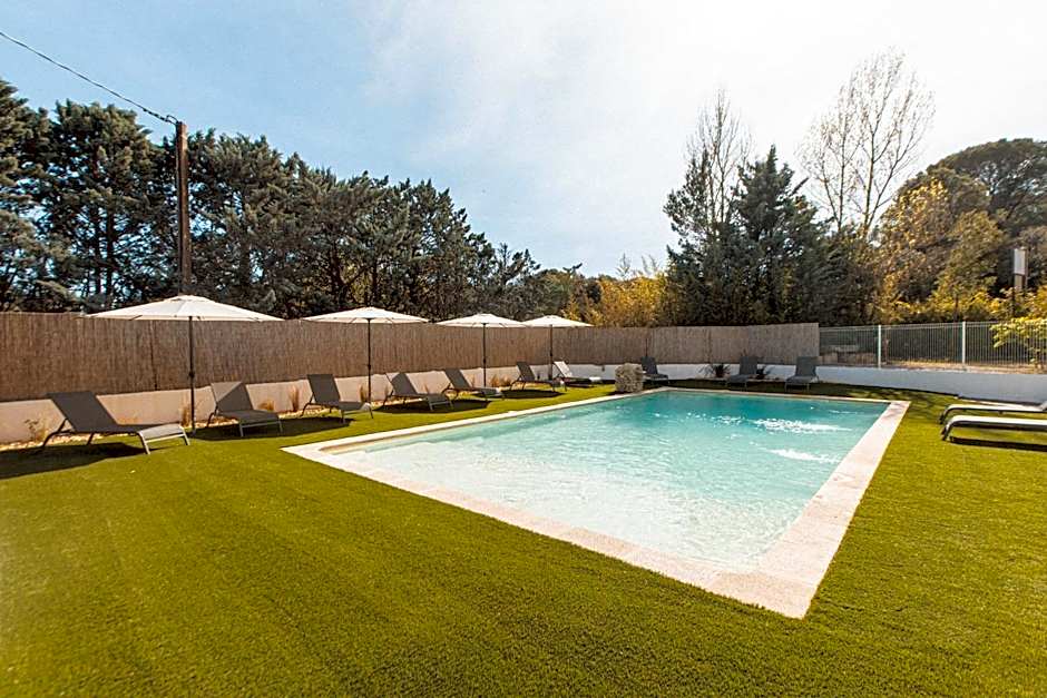 Soko Hotels-Pont du Gard