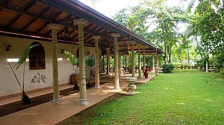 Dedduwa Boat House