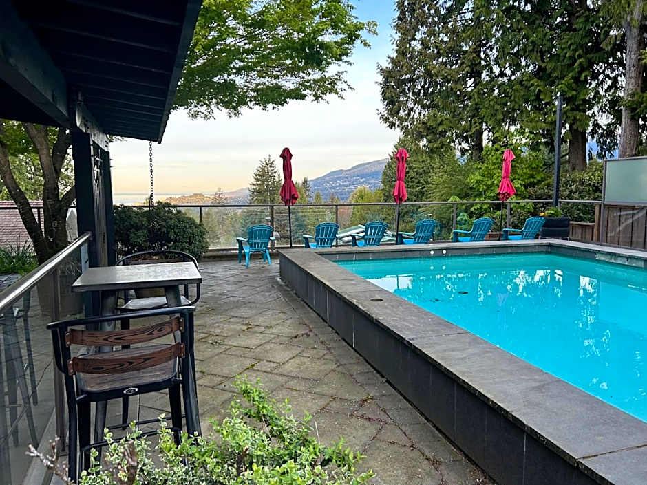 Seymour Private Bedroom, Ensuite Bathroom with Shared Pool, Hot Tub with Views