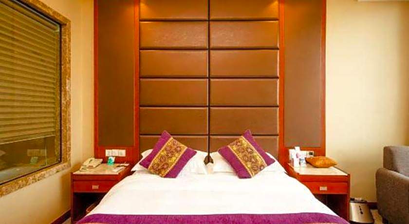 Greentree Eastern Quzhou Hewu Road Hotel