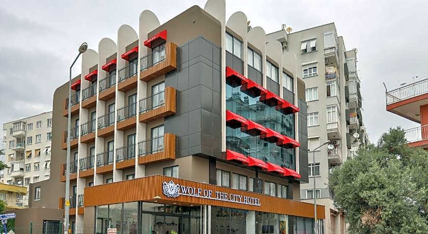 Wolf Of The City Hotel & Spa