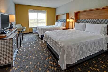 Standard Room with Two Queen Beds