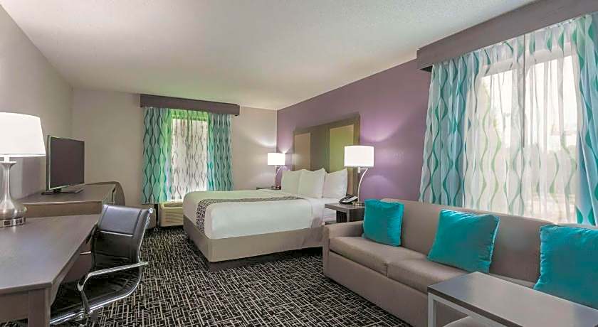 La Quinta Inn & Suites by Wyndham Covington