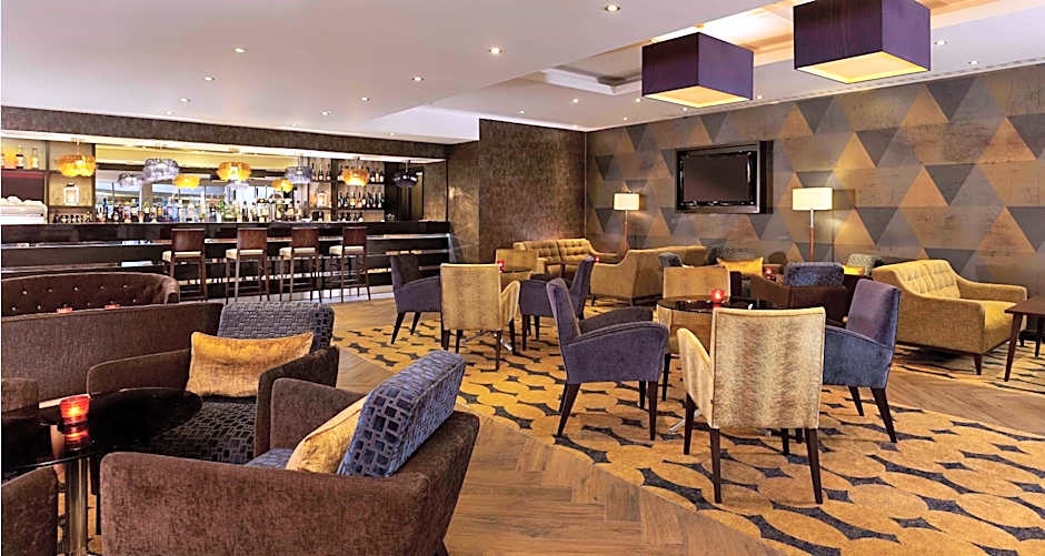 DoubleTree by Hilton Hotel Woking