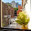 SEKELES Suites