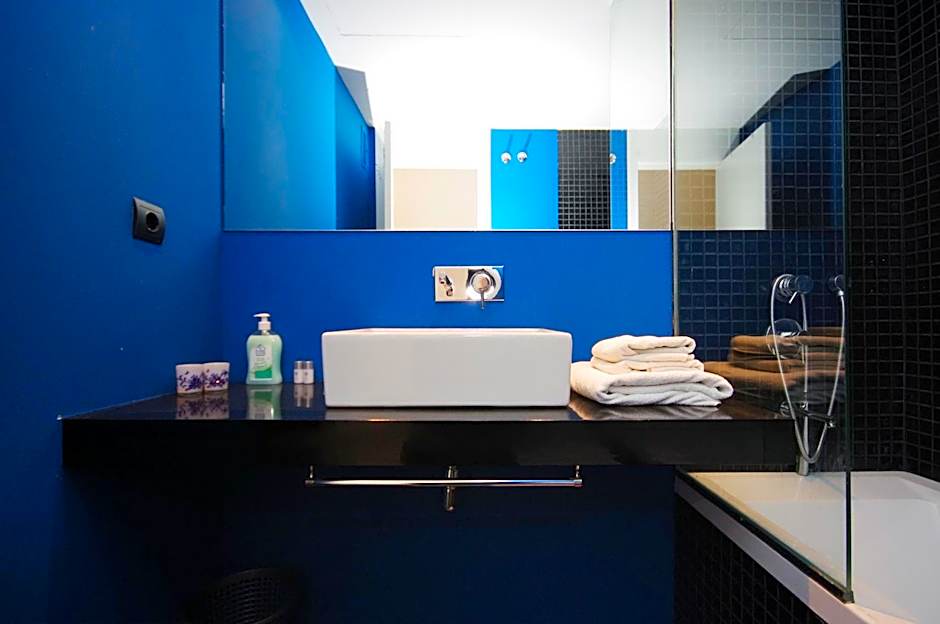 Mosen Sorell Apartments