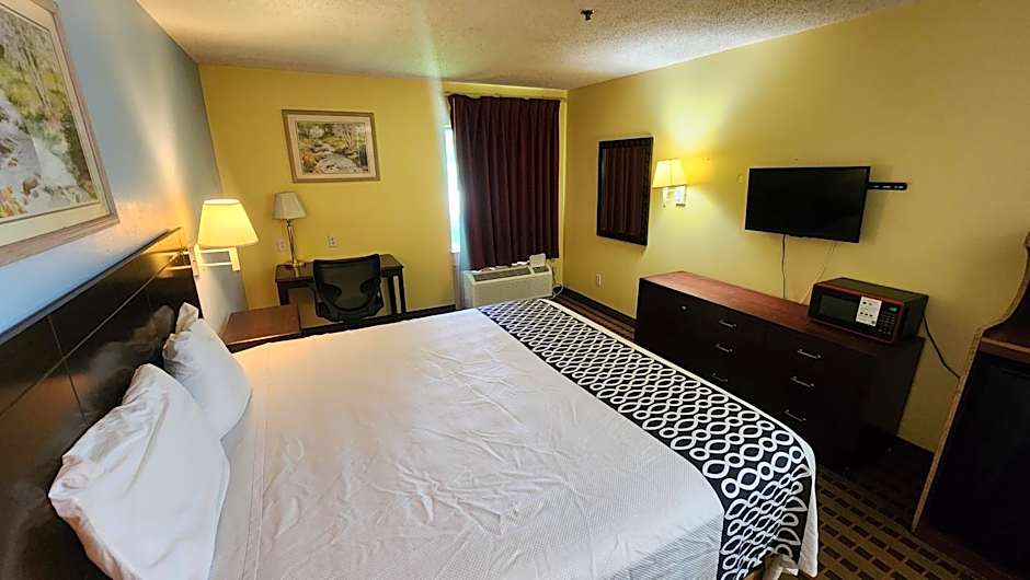 Fairway Inn La Porte