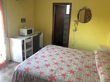 Economy Double or Twin Room