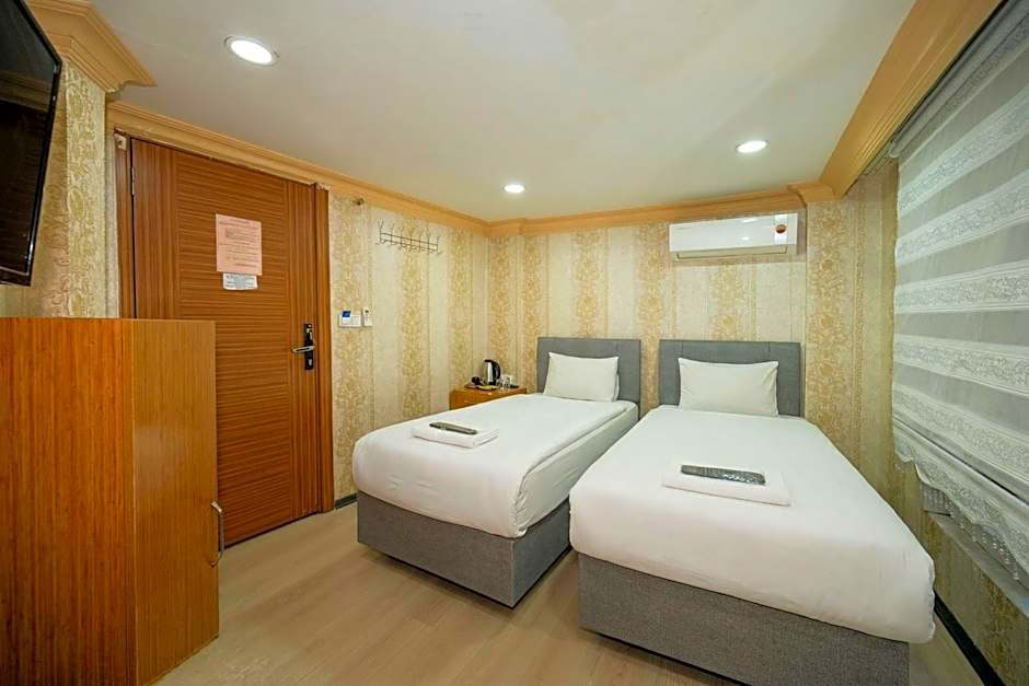 Maxwell Hotel