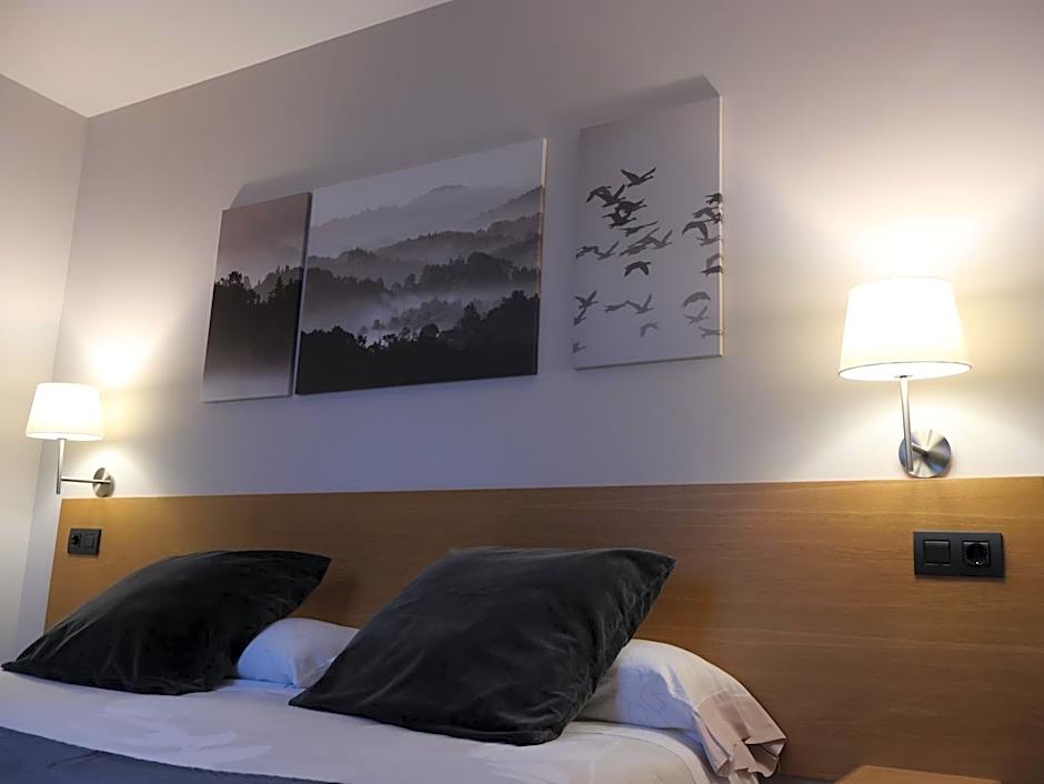 Aparthotel El Serch